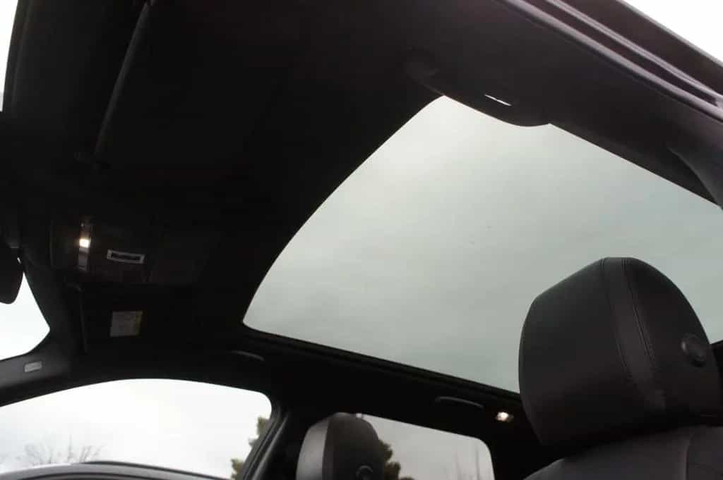 Land Rover Discovery Sport SE *NAVI*KAMERA*SHZ*PANO*8FACH* 12/2018-photo-23