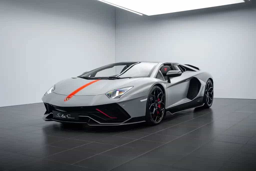 Lamborghini Aventador Ultimae Roadster FULL CARBON/WARRANTY 07/2022-photo-0
