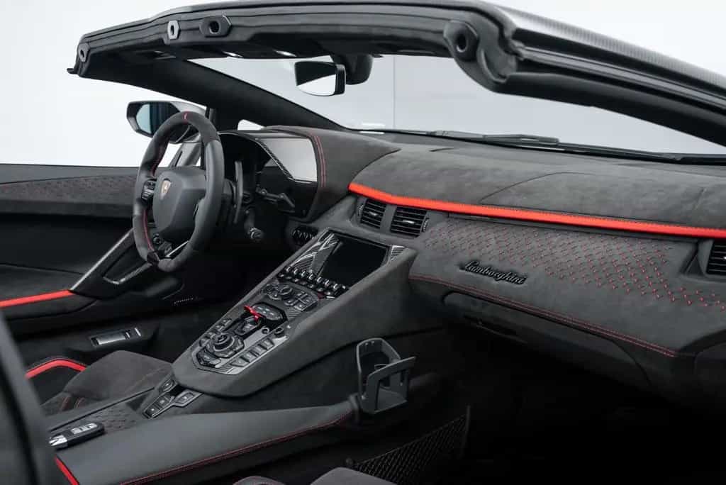 Lamborghini Aventador Ultimae Roadster FULL CARBON/WARRANTY 07/2022-photo-9