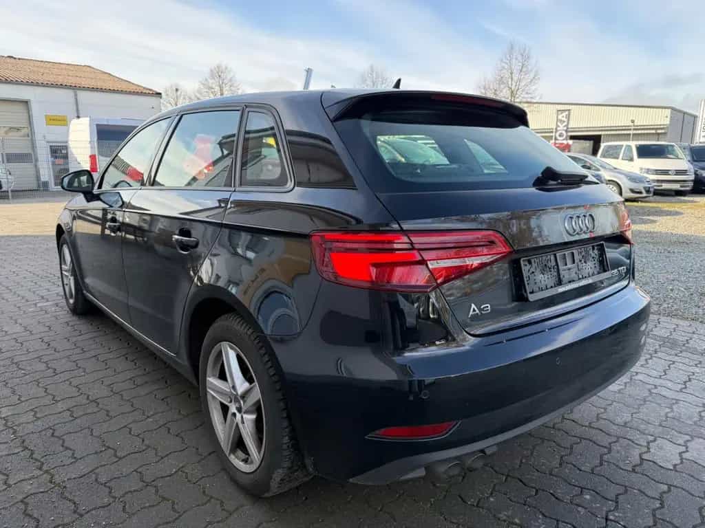 Audi A3 Sportback 35 TDI -S-Tronic-Navi-SHZ-Tempo-LED 10/2019-photo-3