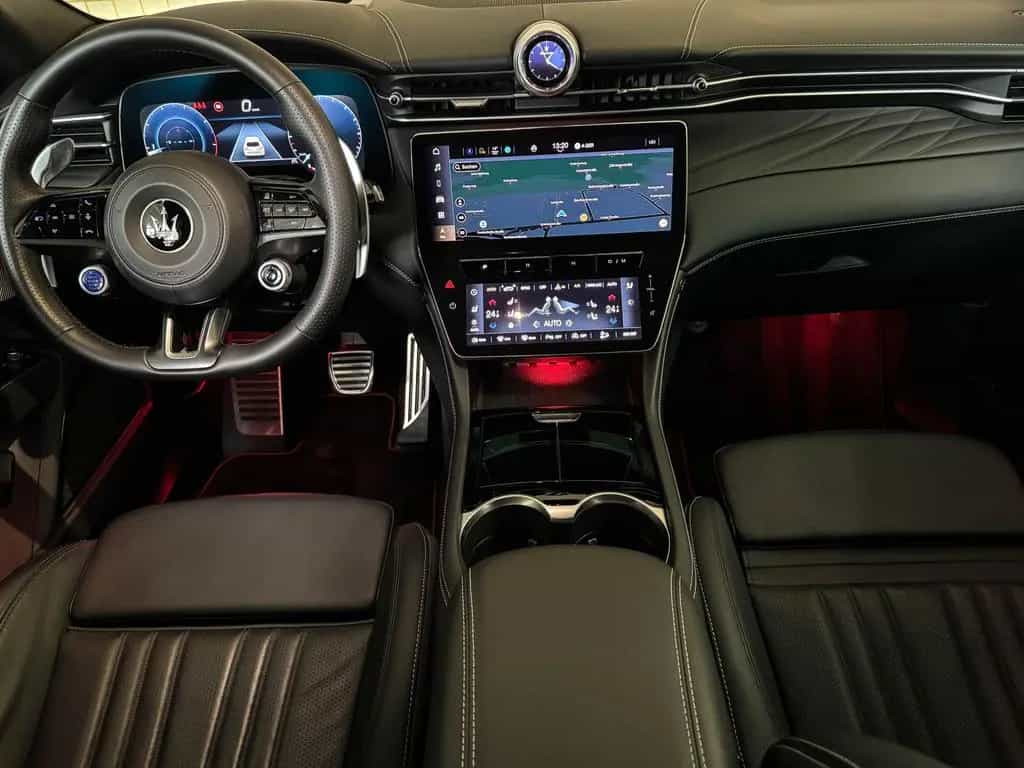 Maserati Grecale Modena*Head-Up*Leder*Pano*360°Kamera*ACC 08/2025-photo-15