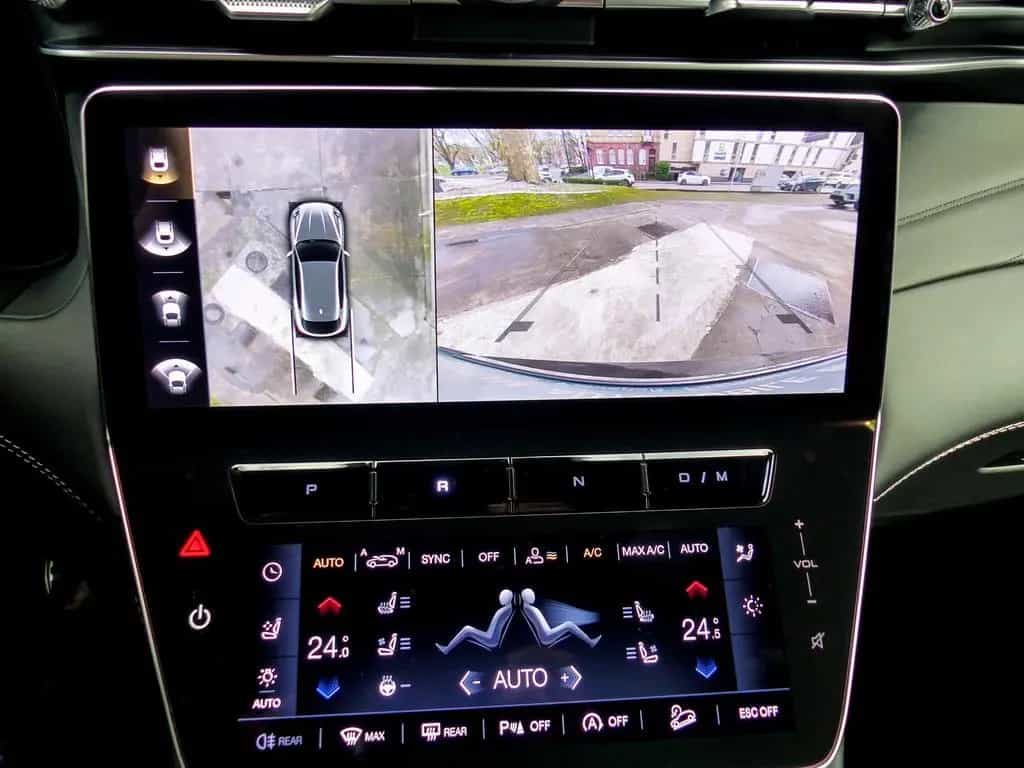 Maserati Grecale Modena*Head-Up*Leder*Pano*360°Kamera*ACC 08/2025-photo-20