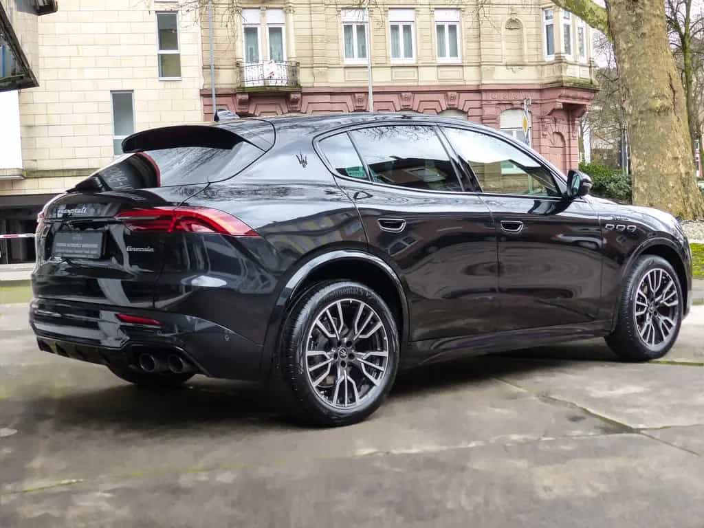 Maserati Grecale Modena*Head-Up*Leder*Pano*360°Kamera*ACC 08/2025-photo-4