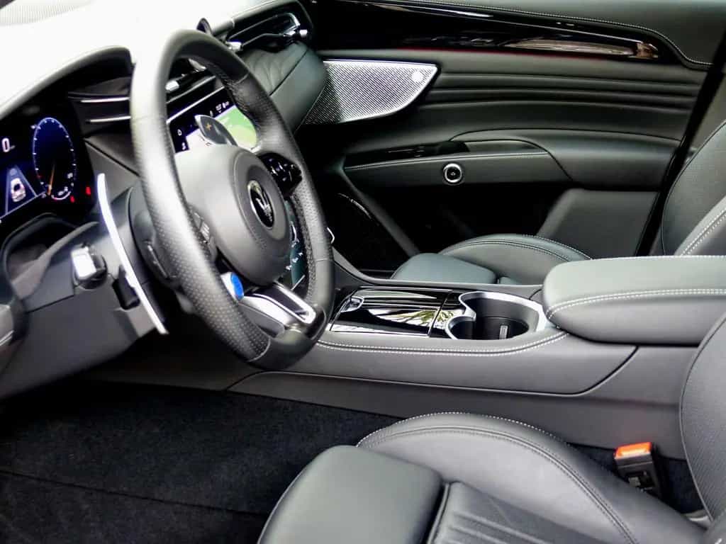 Maserati Grecale Modena*Head-Up*Leder*Pano*360°Kamera*ACC 08/2025-photo-9