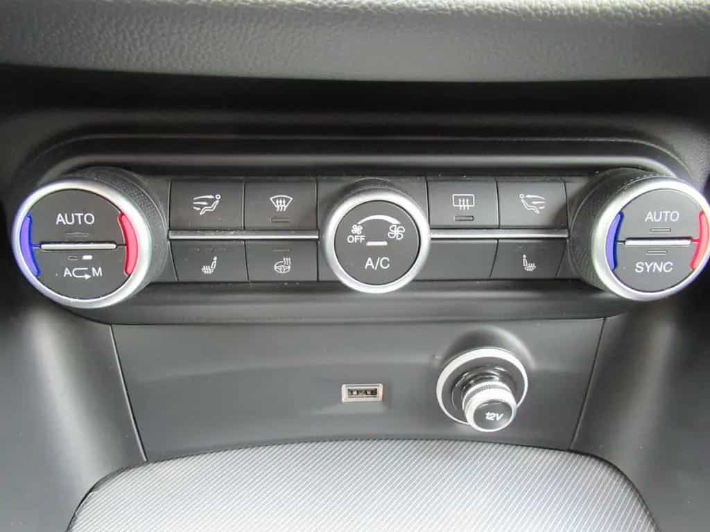 Alfa Romeo Stelvio 2.2 16V AT8 05/2018-photo-14