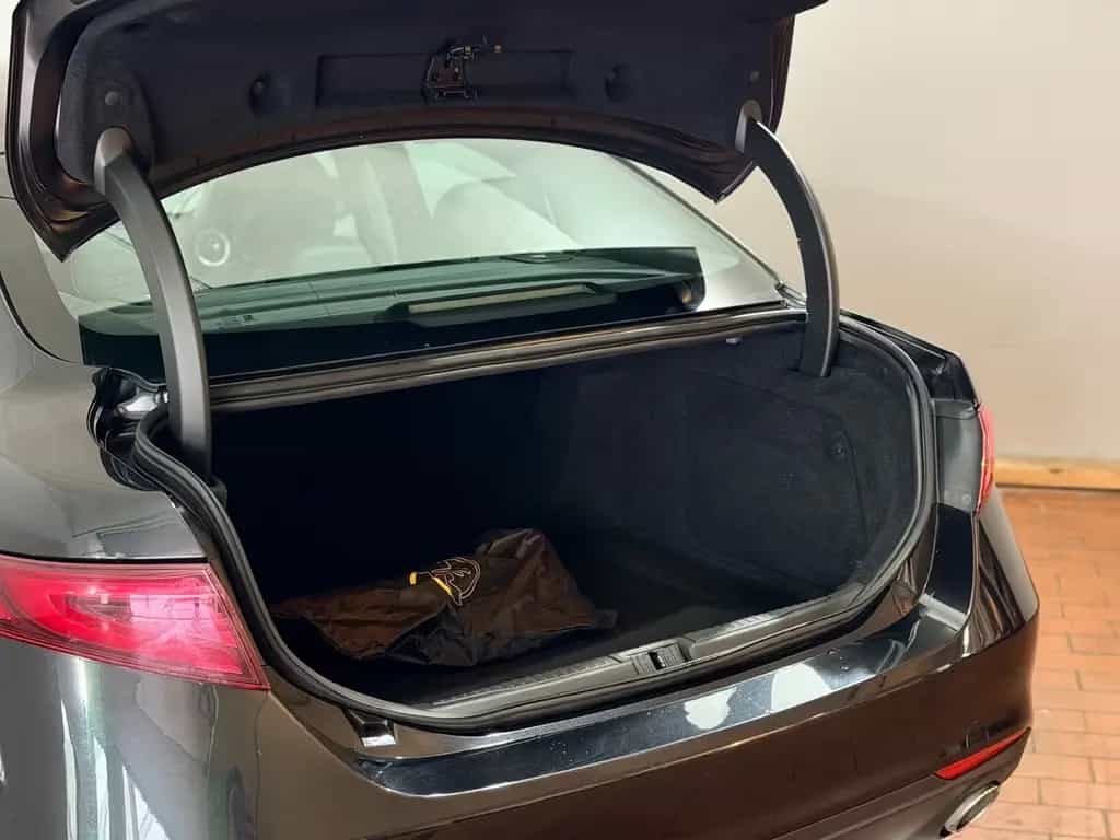 Alfa Romeo Giulia Super Automatik Leder Tempomat Ahk 07/2019-photo-12