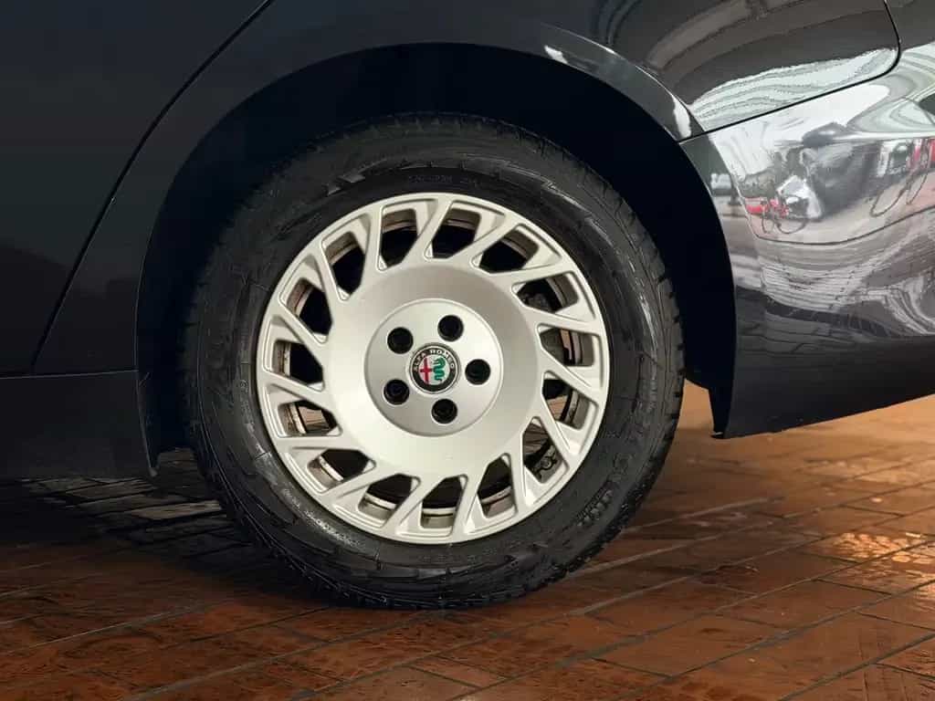 Alfa Romeo Giulia Super Automatik Leder Tempomat Ahk 07/2019-photo-13