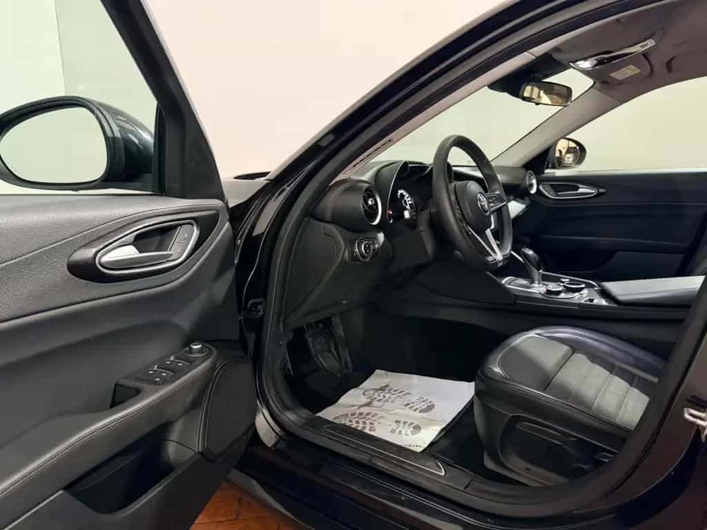Alfa Romeo Giulia Super Automatik Leder Tempomat Ahk 07/2019-photo-16