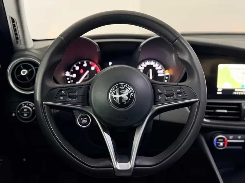 Alfa Romeo Giulia Super Automatik Leder Tempomat Ahk 07/2019-photo-18