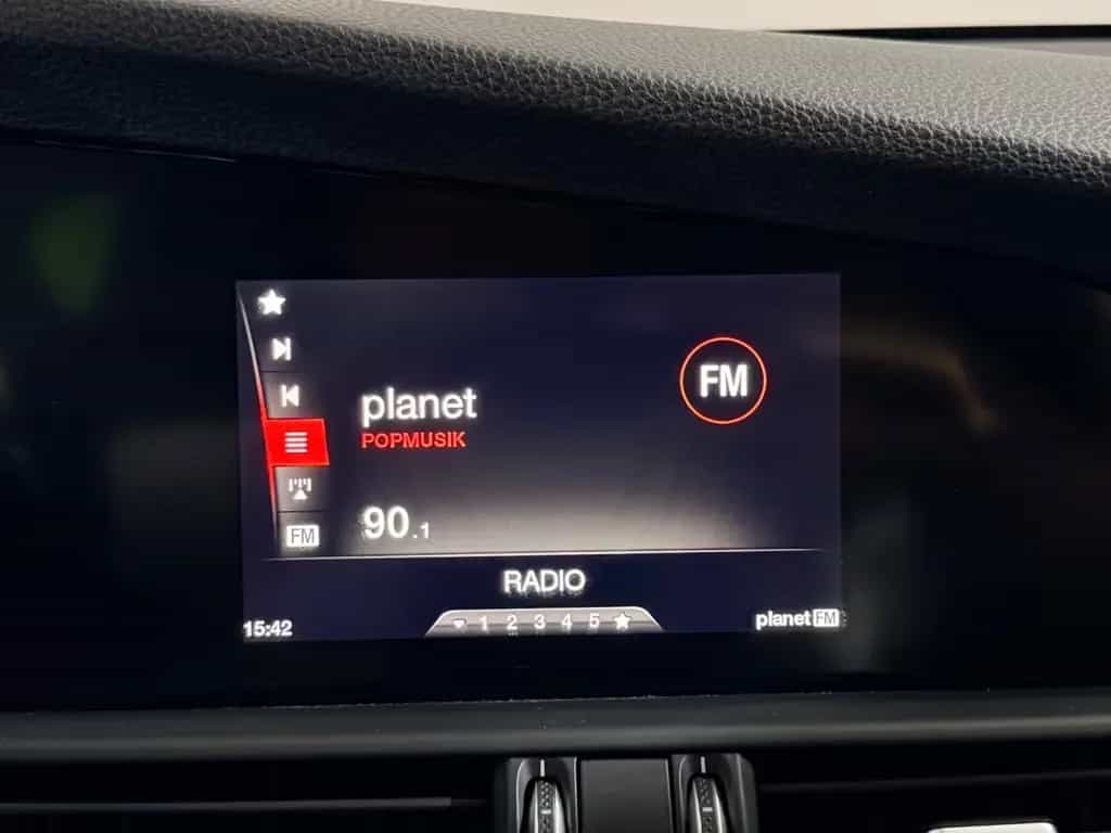 Alfa Romeo Giulia Super Automatik Leder Tempomat Ahk 07/2019-photo-26