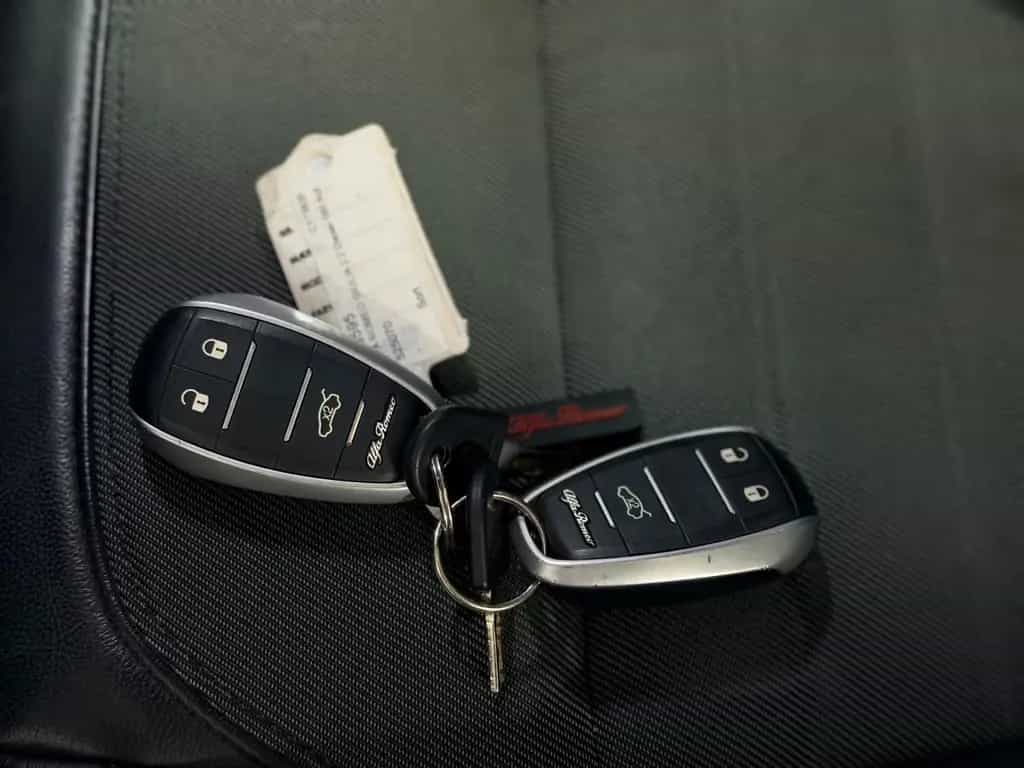 Alfa Romeo Giulia Super Automatik Leder Tempomat Ahk 07/2019-photo-28