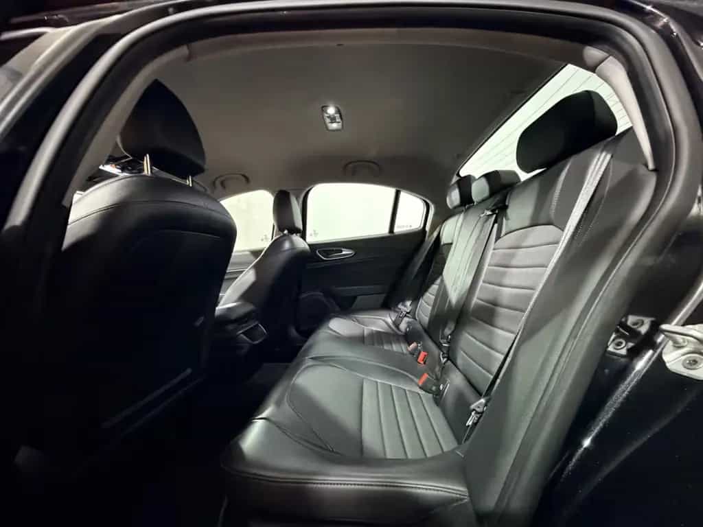 Alfa Romeo Giulia Super Automatik Leder Tempomat Ahk 07/2019-photo-40