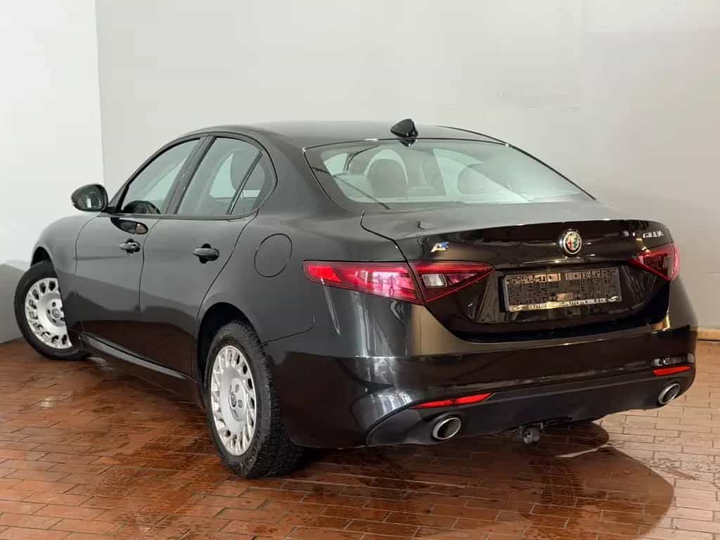 Alfa Romeo Giulia Super Automatik Leder Tempomat Ahk 07/2019-photo-6