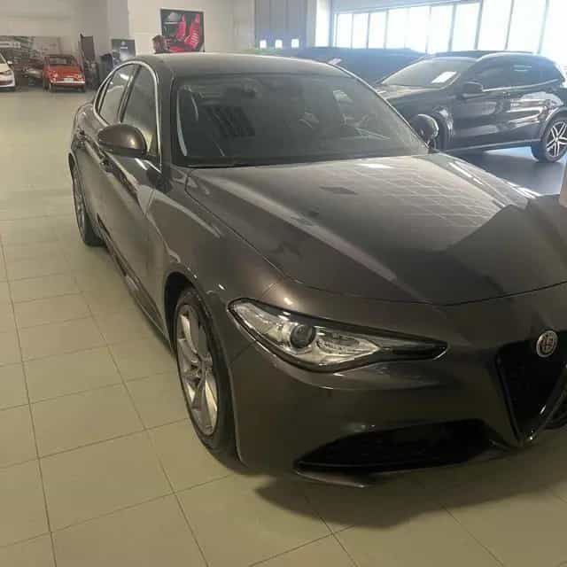 Alfa Romeo Giulia ROMEO Giulia 2.2 Turbodiesel 160 CV AT8 Exe 06/2019-photo-4