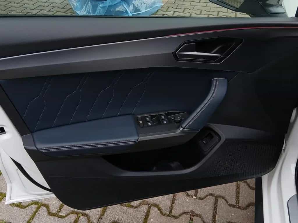 Cupra Leon Sportstourer 2.0 TSI VZ CUP *LED*LEDER*BEAT 03/2024-photo-16