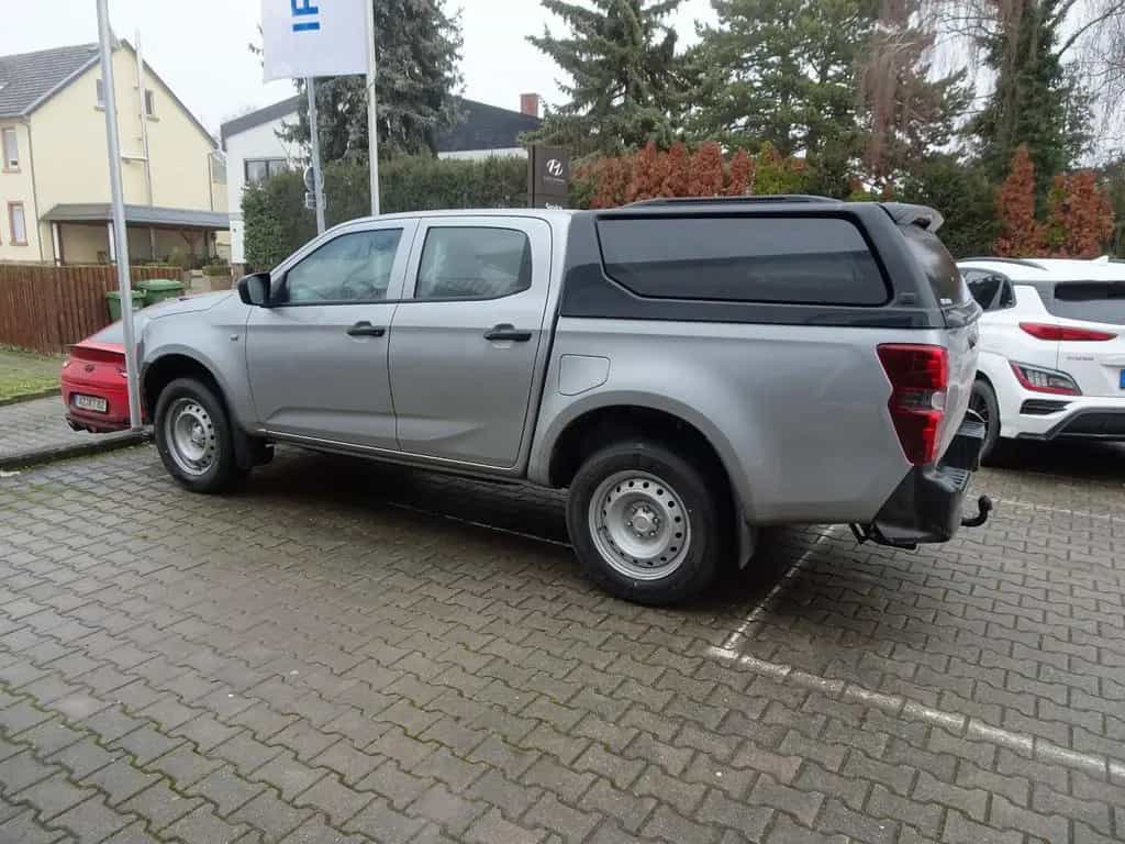 Isuzu D-Max Double Cab "L", Hardtop, AHK usw. 02/2026-photo-1