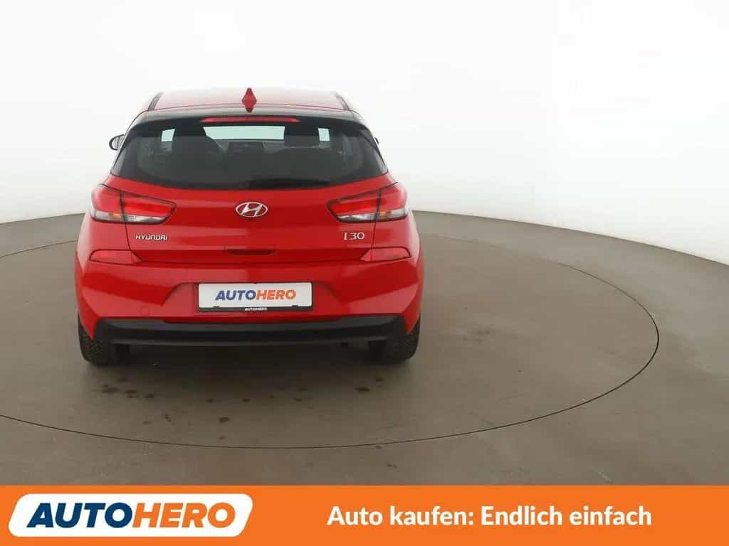 Hyundai i30 1.0 TGDI Select*NAVI*SPUR*PDC*SHZ*KLIMA* 11/2019-photo-4