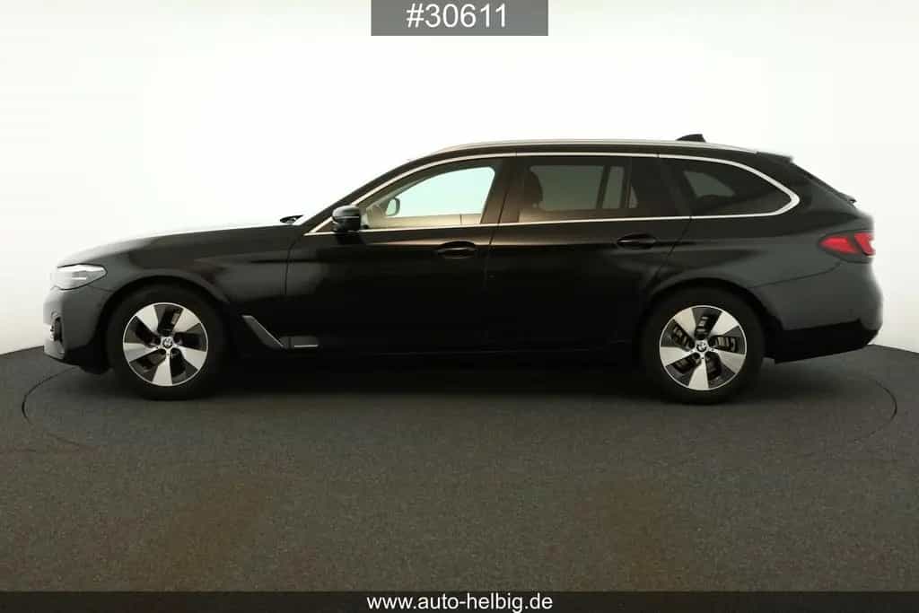 BMW 5 Series 520 d Touring #AHK#LED#Kamera#ACC#LiveCockpit# 08/2023-photo-1