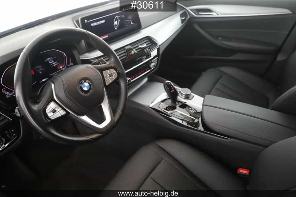 BMW 5 Series 520 d Touring #AHK#LED#Kamera#ACC#LiveCockpit# 08/2023-photo-9