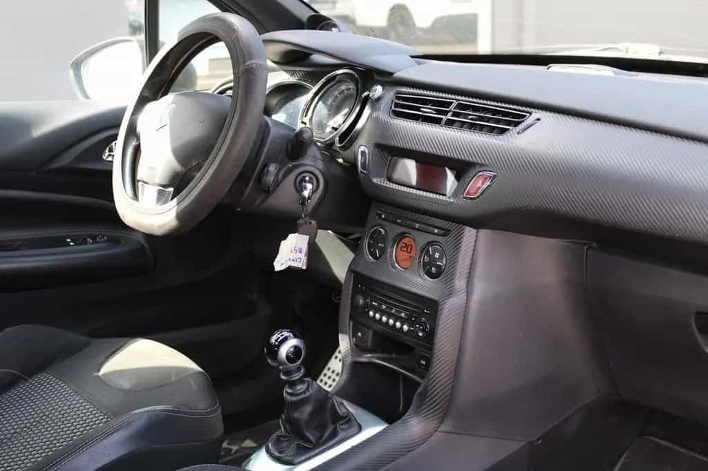 DS Automobiles DS3 Ds DS3 3 1.6 THP 155 Just Black 02/2011-photo-11