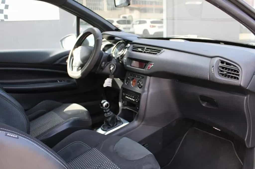 DS Automobiles DS3 Ds DS3 3 1.6 THP 155 Just Black 02/2011-photo-14