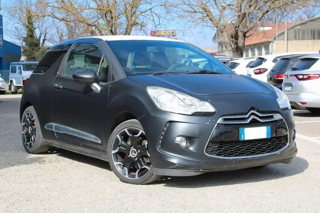 DS Automobiles DS3 Ds DS3 3 1.6 THP 155 Just Black 02/2011-photo-3