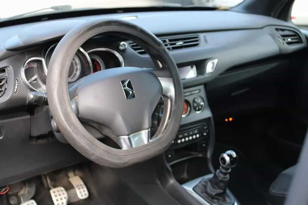 DS Automobiles DS3 Ds DS3 3 1.6 THP 155 Just Black 02/2011-photo-9