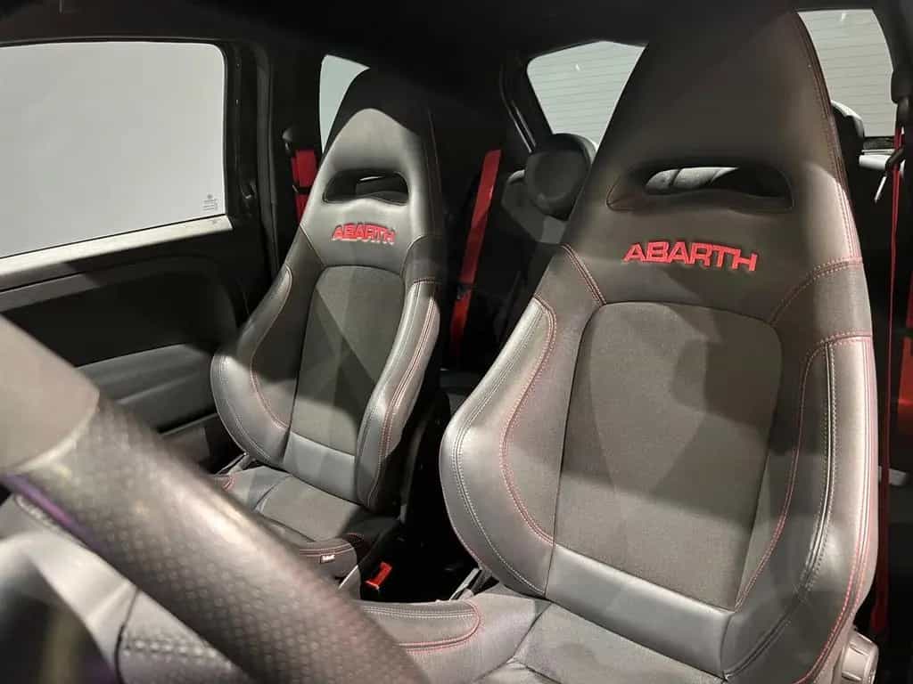 Abarth 595 1.4 Turbo T-Jet 165 CV 02/2021-photo-11