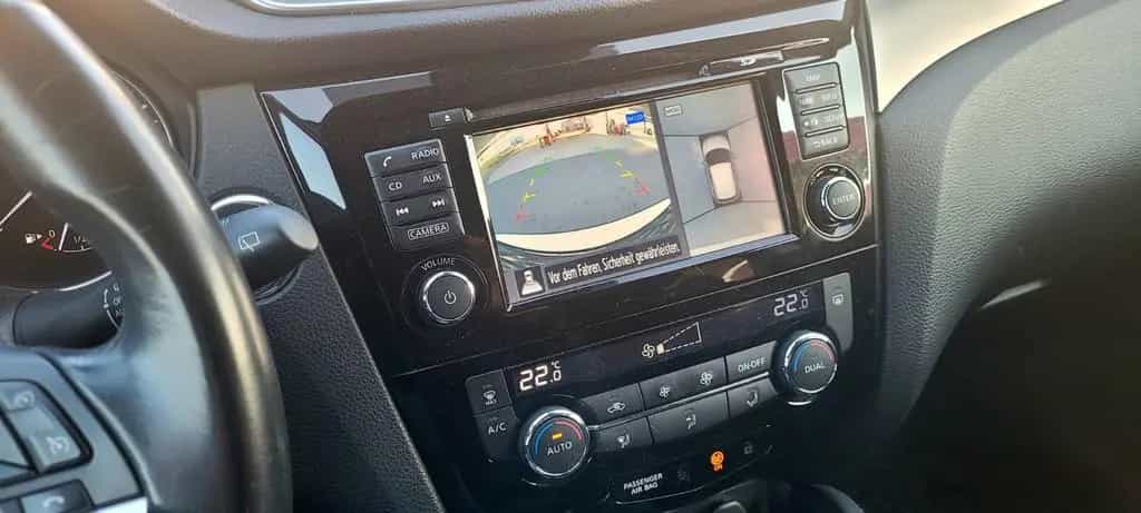 Nissan Qashqai N-Connecta/Navi/Garantie 09/2017-photo-12