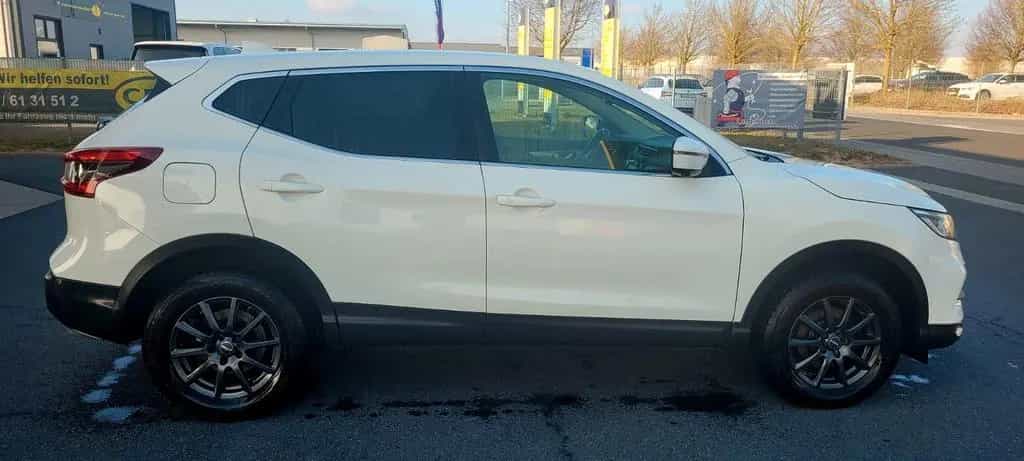 Nissan Qashqai N-Connecta/Navi/Garantie 09/2017-photo-5