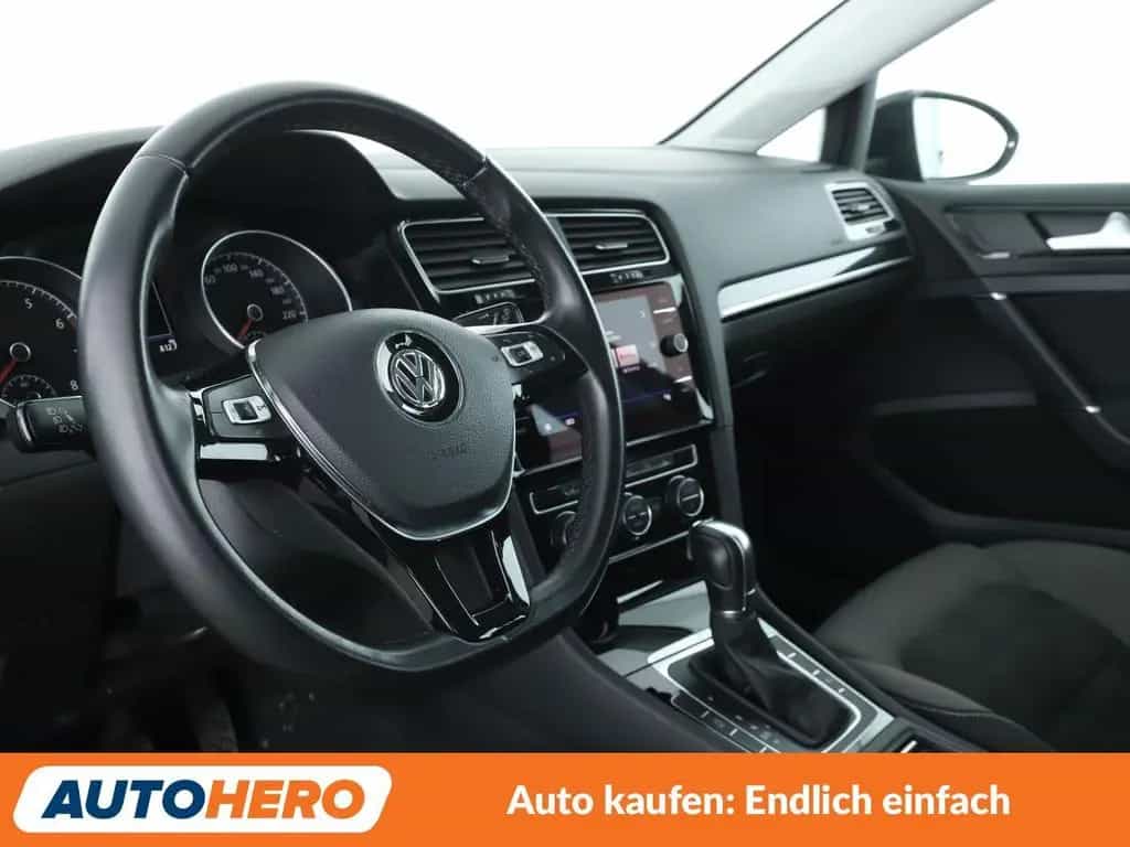 Volkswagen Golf VII 1.4 TSI Highline BM Aut.*LED*PDC*SHZ* 06/2018-photo-10