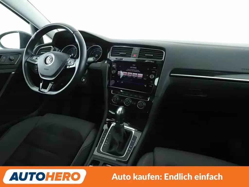 Volkswagen Golf VII 1.4 TSI Highline BM Aut.*LED*PDC*SHZ* 06/2018-photo-12