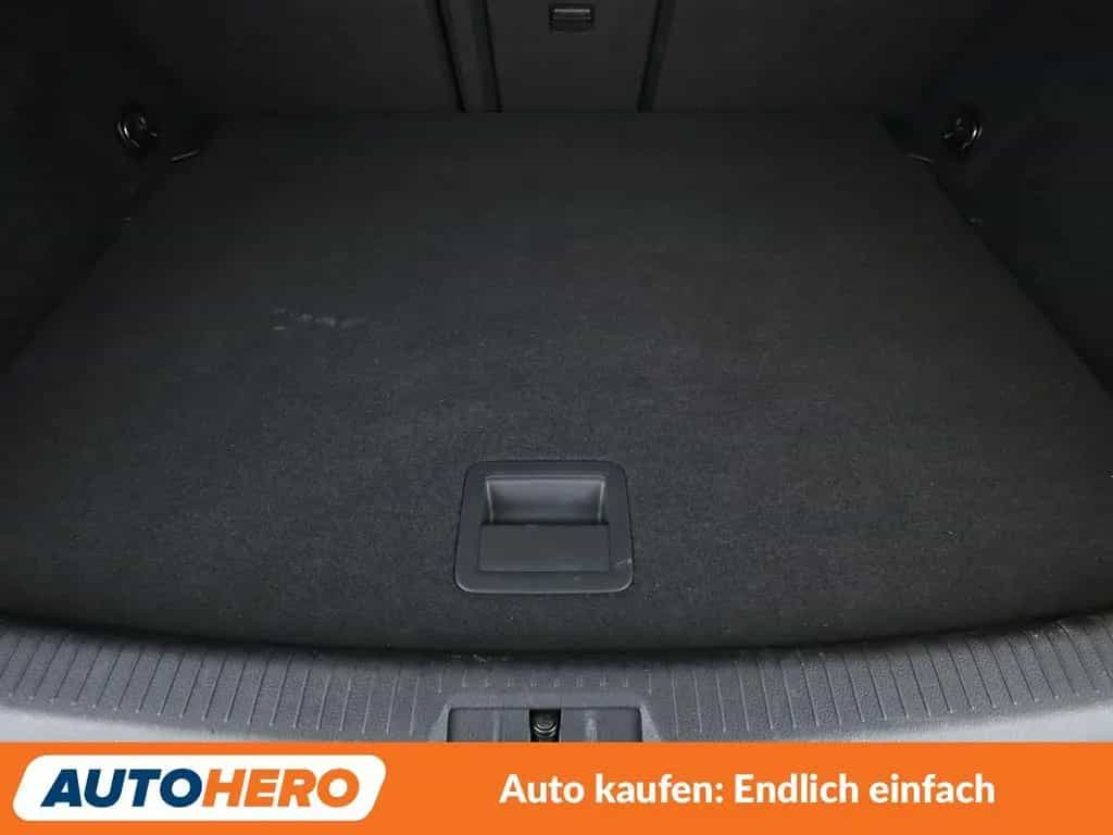 Volkswagen Golf VII 1.4 TSI Highline BM Aut.*LED*PDC*SHZ* 06/2018-photo-17