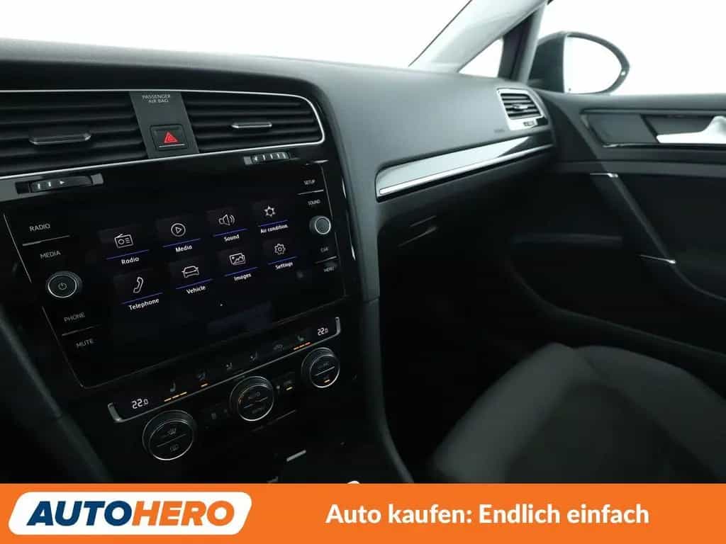 Volkswagen Golf VII 1.4 TSI Highline BM Aut.*LED*PDC*SHZ* 06/2018-photo-26
