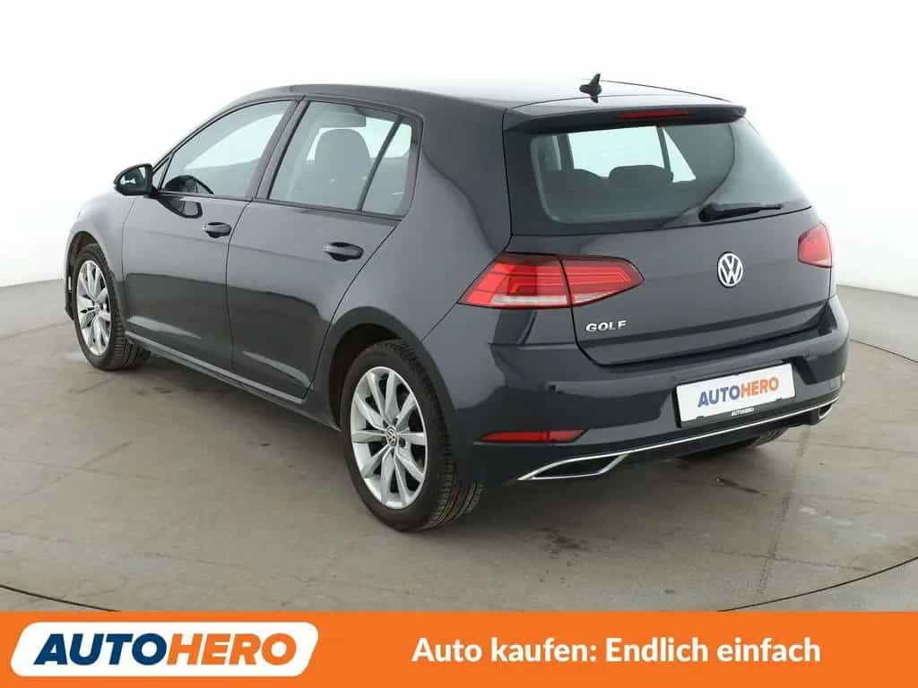Volkswagen Golf VII 1.4 TSI Highline BM Aut.*LED*PDC*SHZ* 06/2018-photo-3