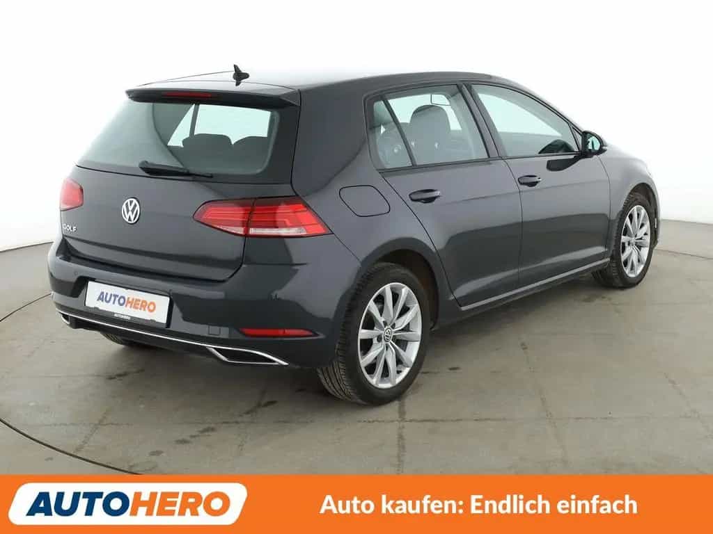 Volkswagen Golf VII 1.4 TSI Highline BM Aut.*LED*PDC*SHZ* 06/2018-photo-5
