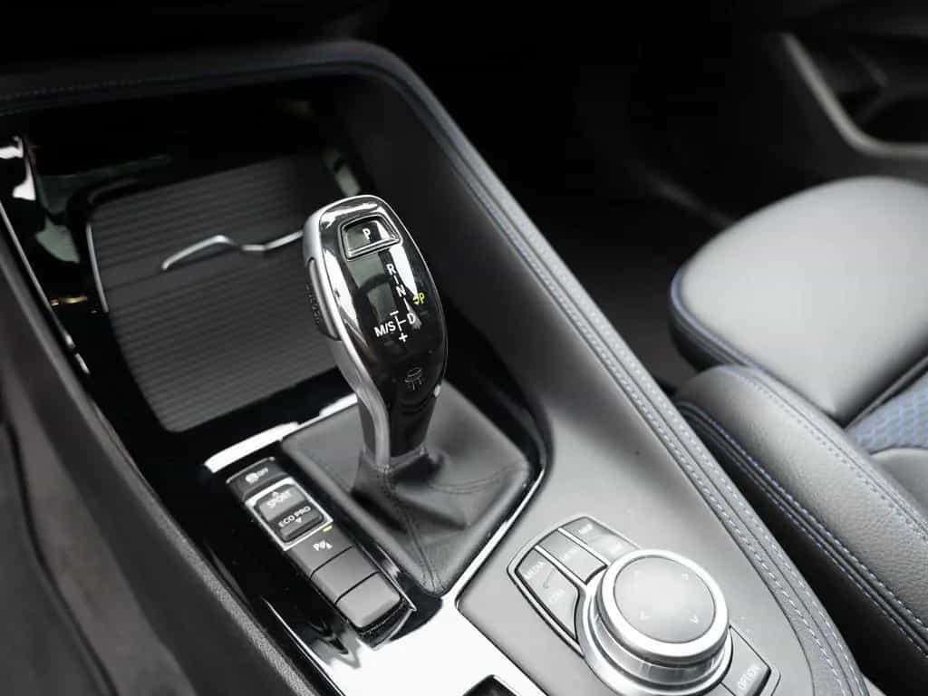 BMW X2 sDrive 20i M-Sport PANO AHK HUD LED W-LAN SHZ 06/2021-photo-18