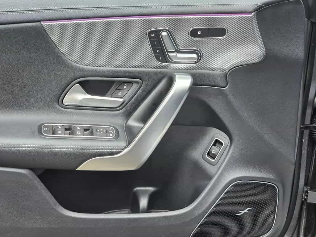 Mercedes-Benz CLA 220 d SB Progressive|Auto|Pano|AHK|Burme|Nig 11/2020-photo-34