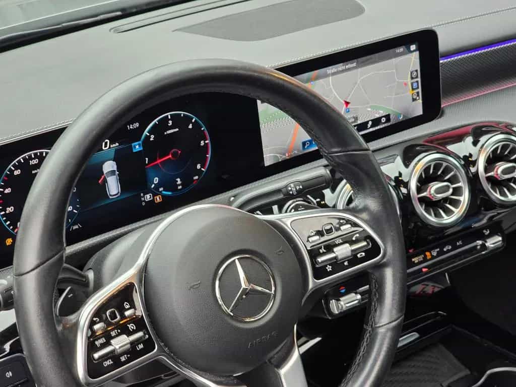Mercedes-Benz CLA 220 d SB Progressive|Auto|Pano|AHK|Burme|Nig 11/2020-photo-35