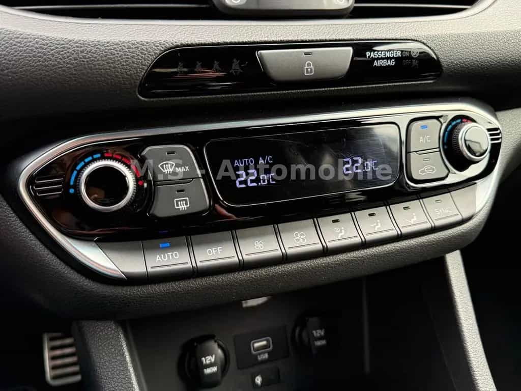 Hyundai i30 1.5T-GDI N Line*LED*Kamera&PDC*DAB*USB*Touch 10/2021-photo-18