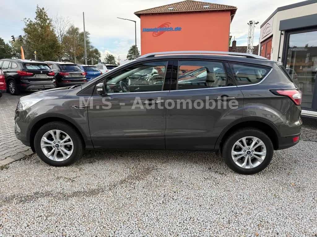 Ford Kuga 1.5EcoBoost Titanium*1.Hand*SHZ*PDC*DAB*Nav 09/2019-photo-1