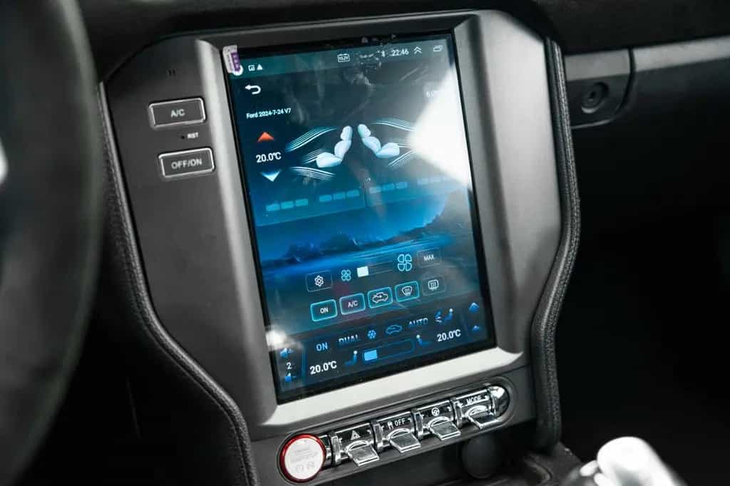 Ford Mustang 3,7 V6 Gt 500 SHELBY TESLA NAVI ALCANTAR 04/2017-photo-30