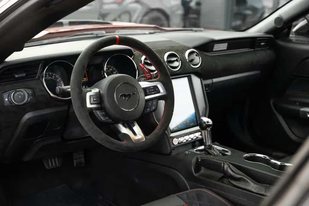 Ford Mustang 3,7 V6 Gt 500 SHELBY TESLA NAVI ALCANTAR 04/2017-photo-36