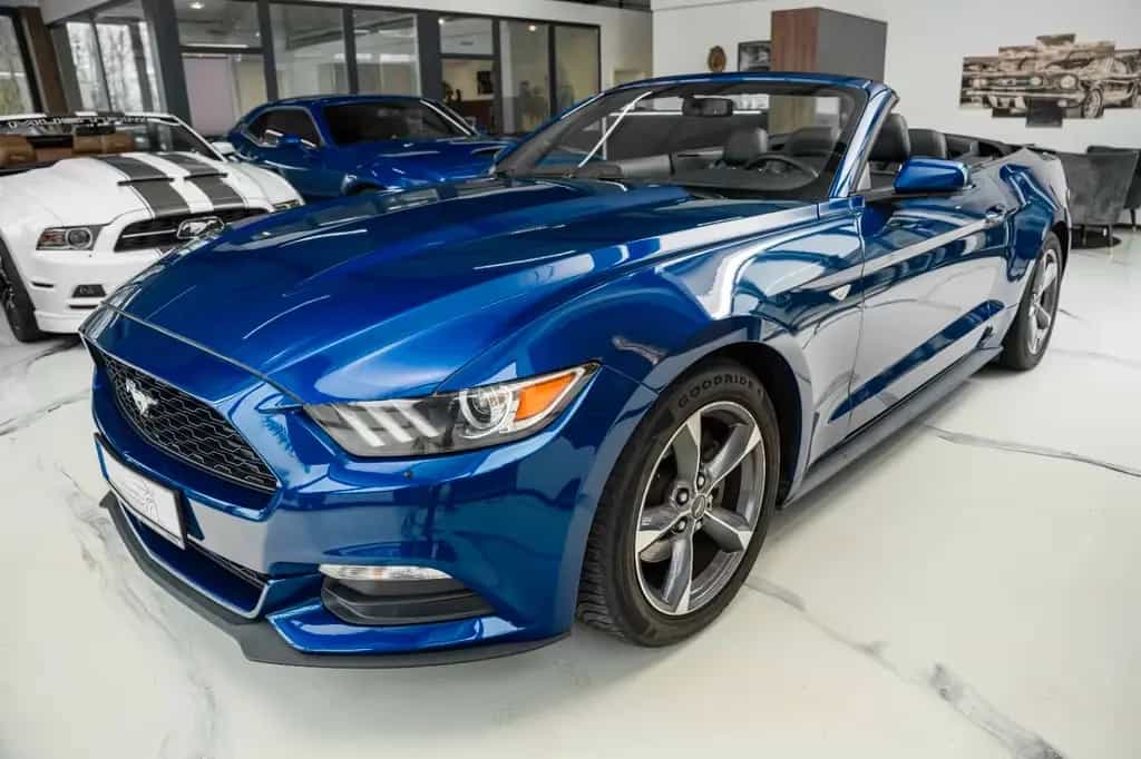Ford Mustang 3,7 CABRIO LEDER XENON ALU ANDROID 01/2015-photo-0