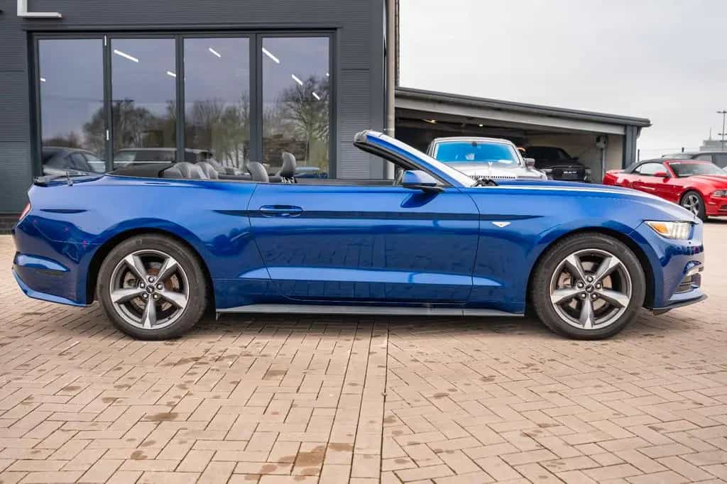 Ford Mustang 3,7 CABRIO LEDER XENON ALU ANDROID 01/2015-photo-14