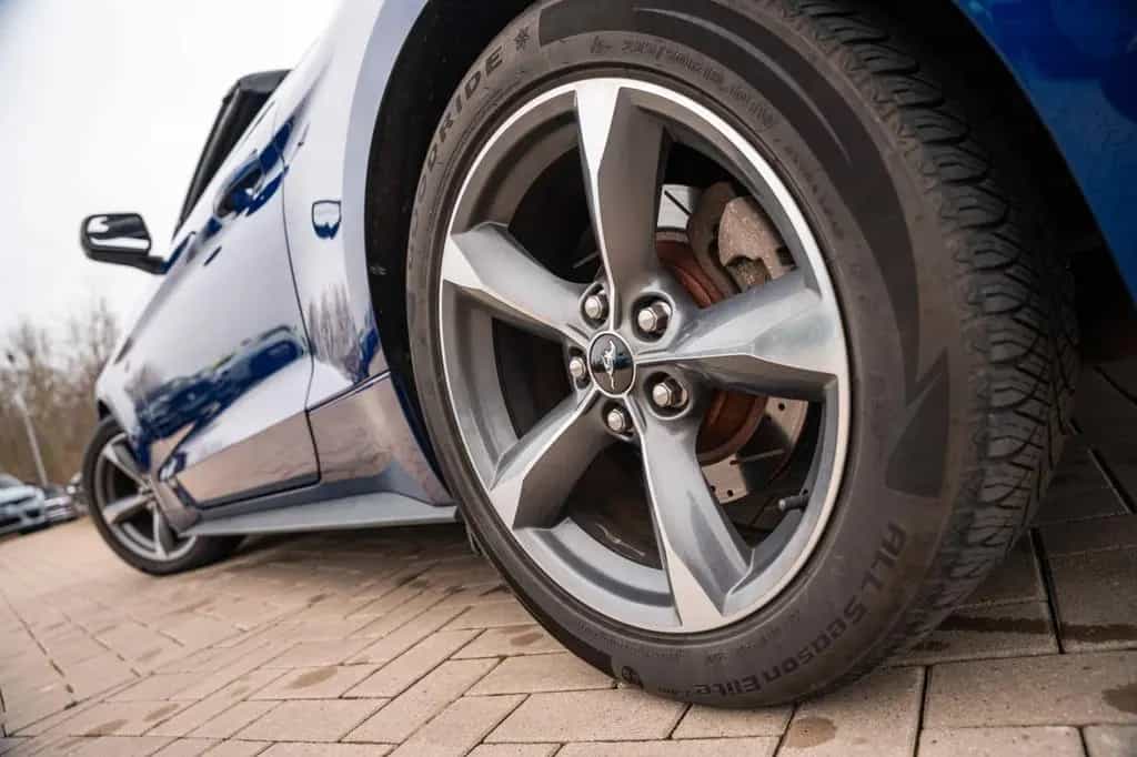 Ford Mustang 3,7 CABRIO LEDER XENON ALU ANDROID 01/2015-photo-21