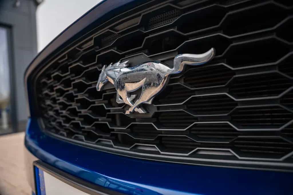 Ford Mustang 3,7 CABRIO LEDER XENON ALU ANDROID 01/2015-photo-24