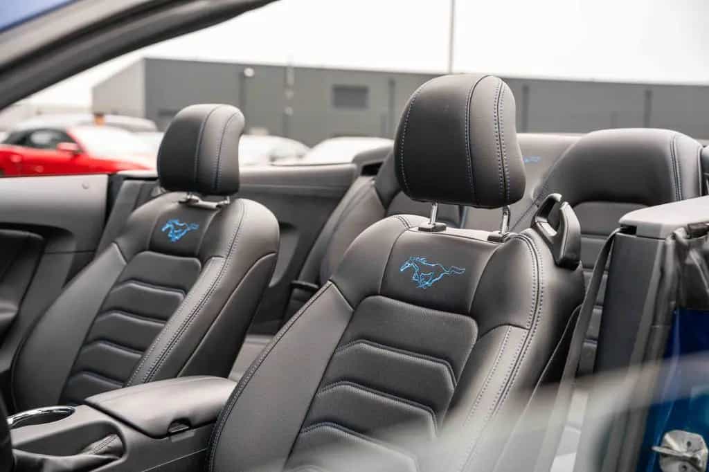 Ford Mustang 3,7 CABRIO LEDER XENON ALU ANDROID 01/2015-photo-27
