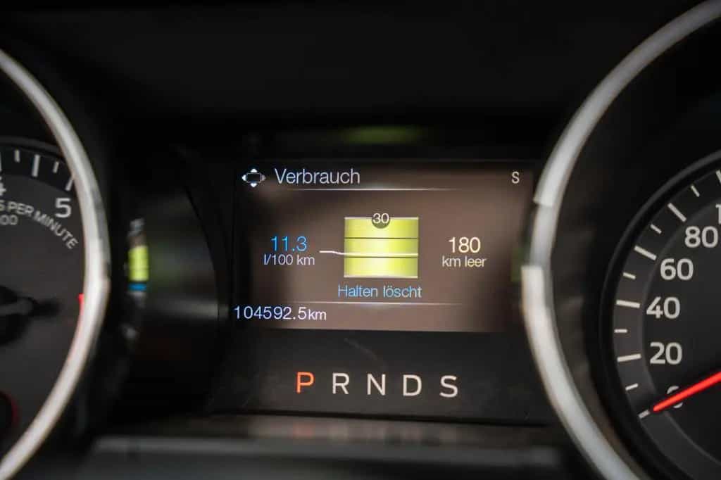 Ford Mustang 3,7 CABRIO LEDER XENON ALU ANDROID 01/2015-photo-37