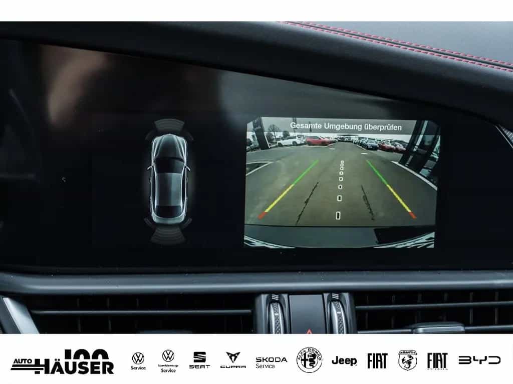 Alfa Romeo Giulia Competizione MY23 2.0 Turbo AT8 Q4 HARMAN 02/2023-photo-20